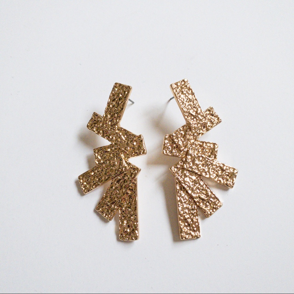 fab’rik Women’s Hammered Gold Artistic Fan Earrings